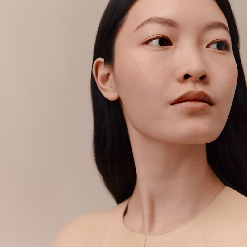 Hydrating and smoothing perfecting primer