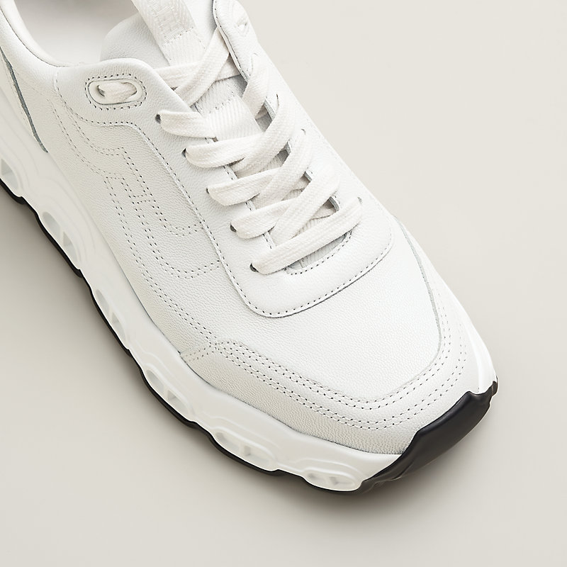 Impulse sneaker