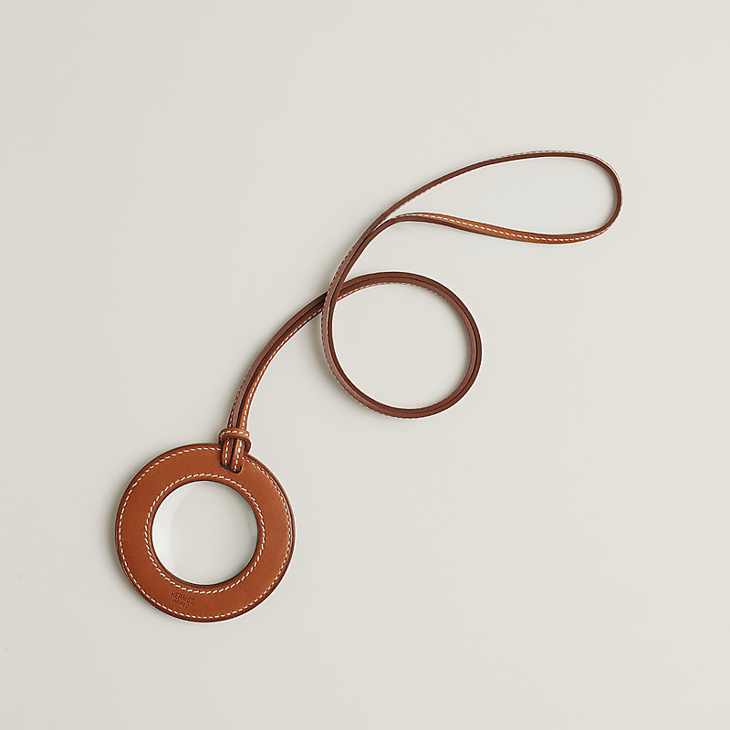 In the Pocket magnifying glass