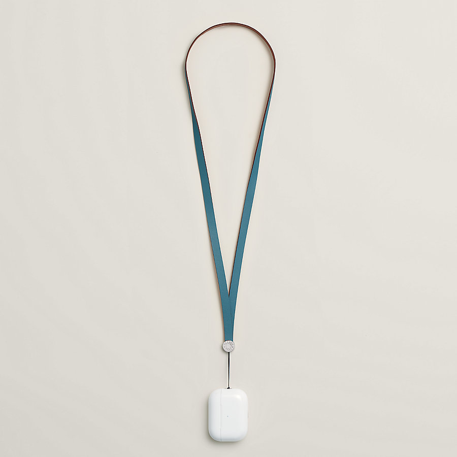 Ipso lanyard