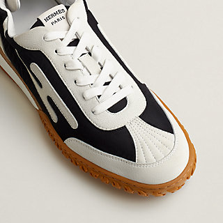 【HERMES】個性的なルックス感がある ☆ Jet スニーカー men's スニーカー 《ジェット》 | Hermès - エルメス-公式サイト
