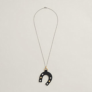 jockette-necklace-small-model-