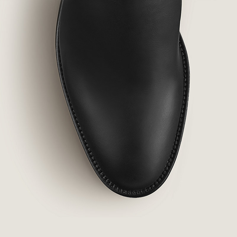Jumping boot