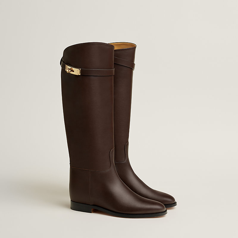 Jumping boot