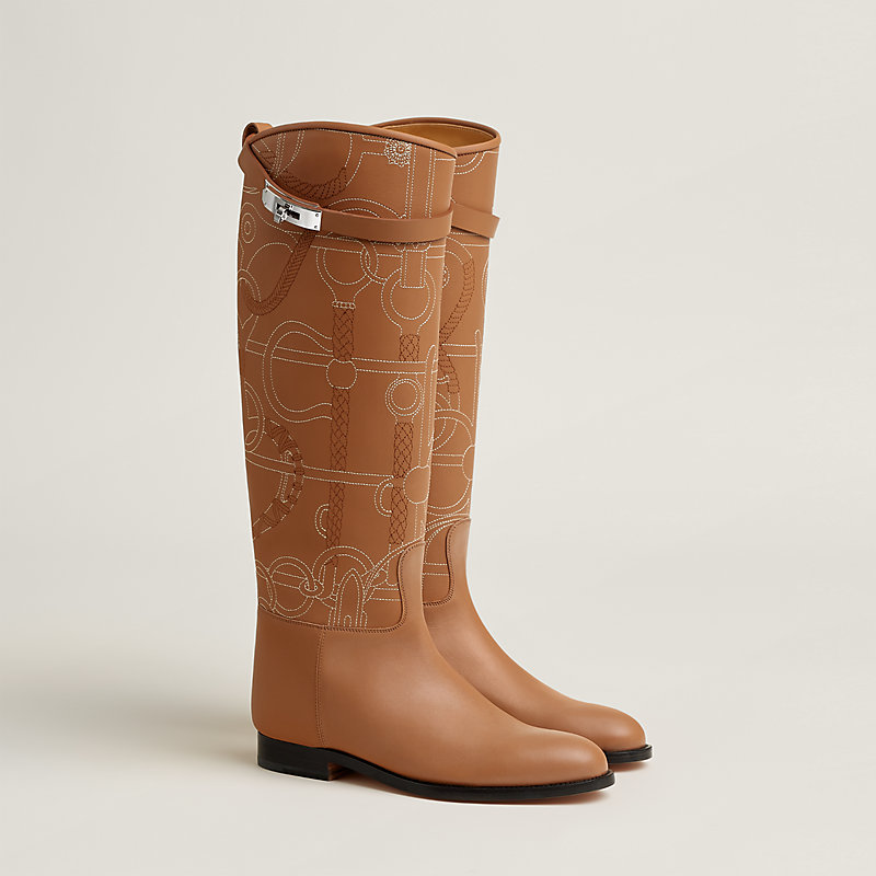 Jumping shorter boot