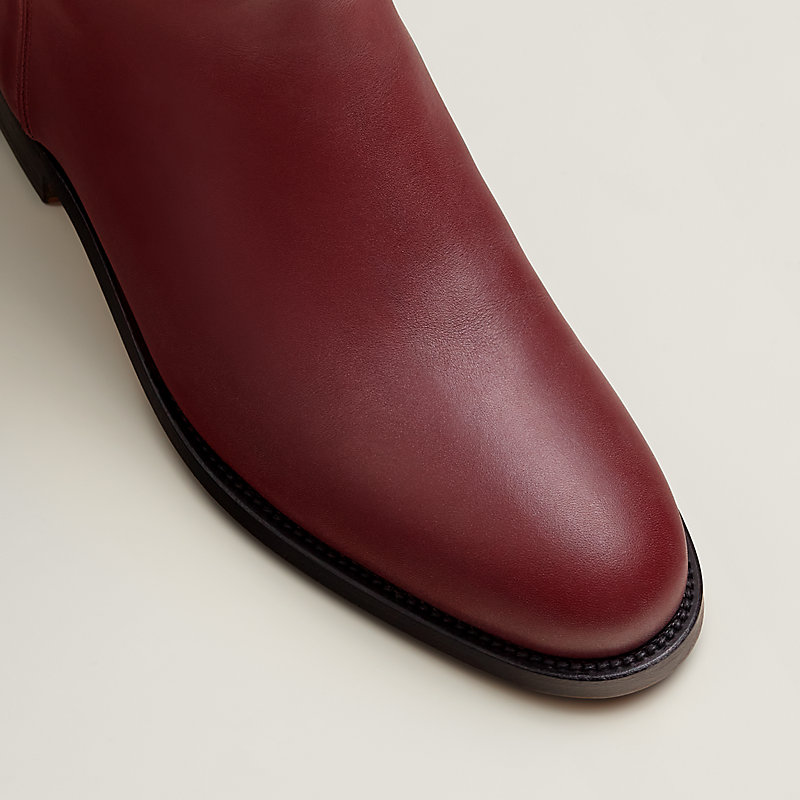 Jumping shorter boot