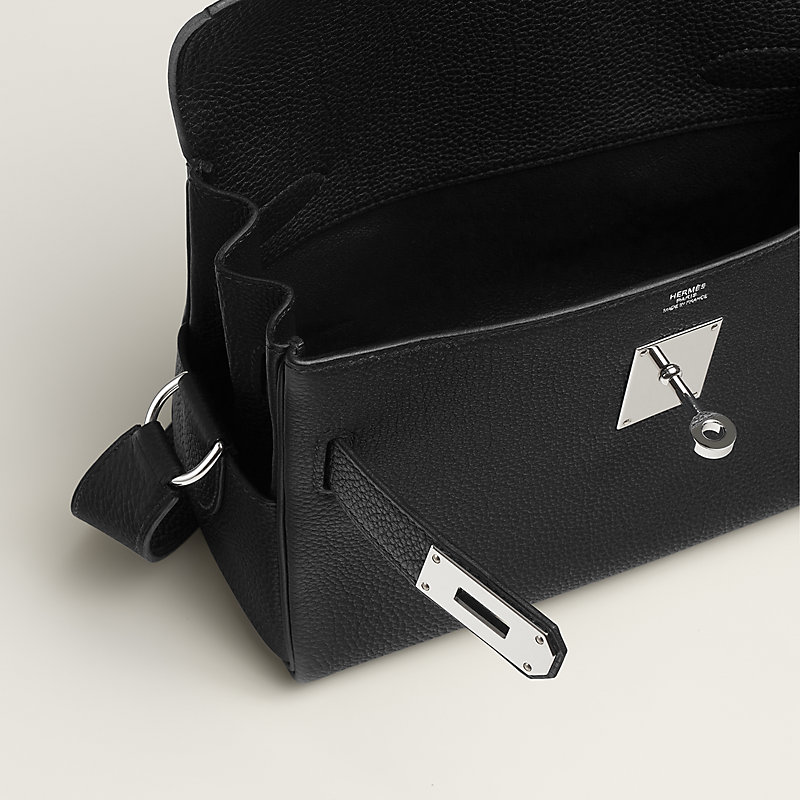 Kelly Messenger PM bag