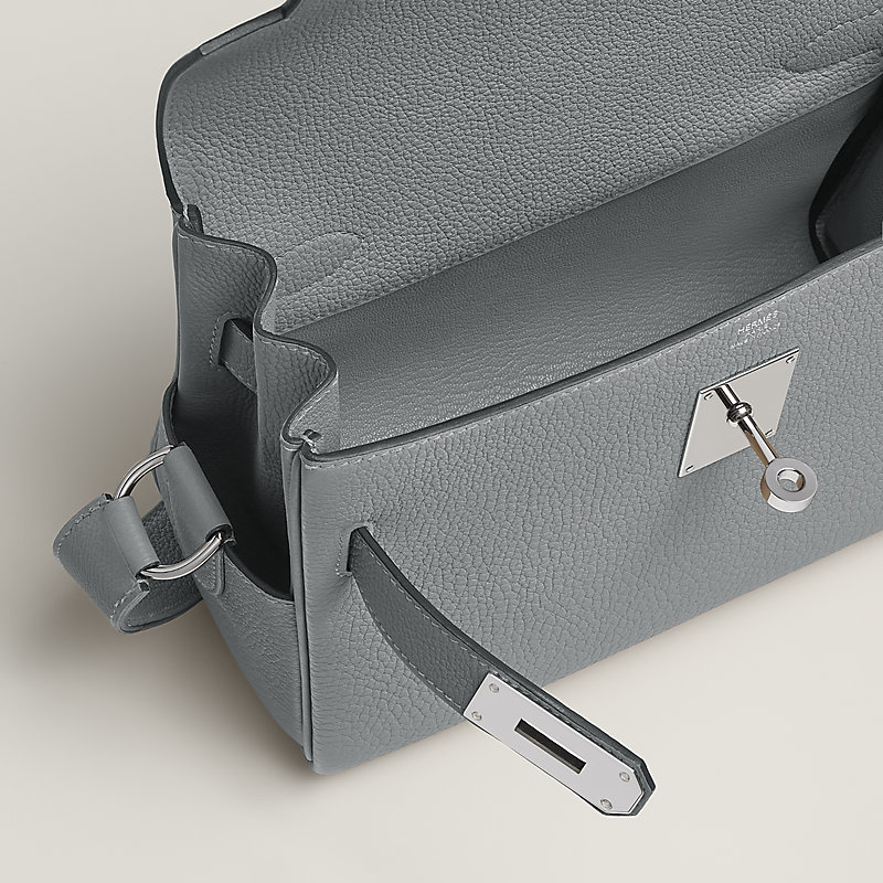 Kelly Messenger PM bag