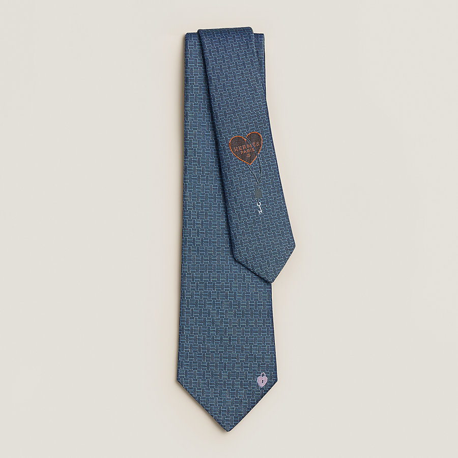 La Clef du Bonheur tie