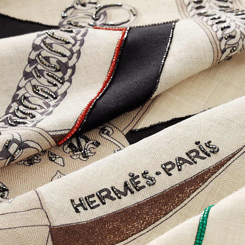 La Promenade du Matin embroidered triangle