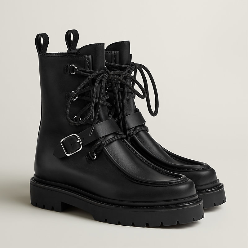 Land ankle boot