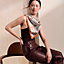 View: Worn, Le Philateliste du Faubourg scarf 90