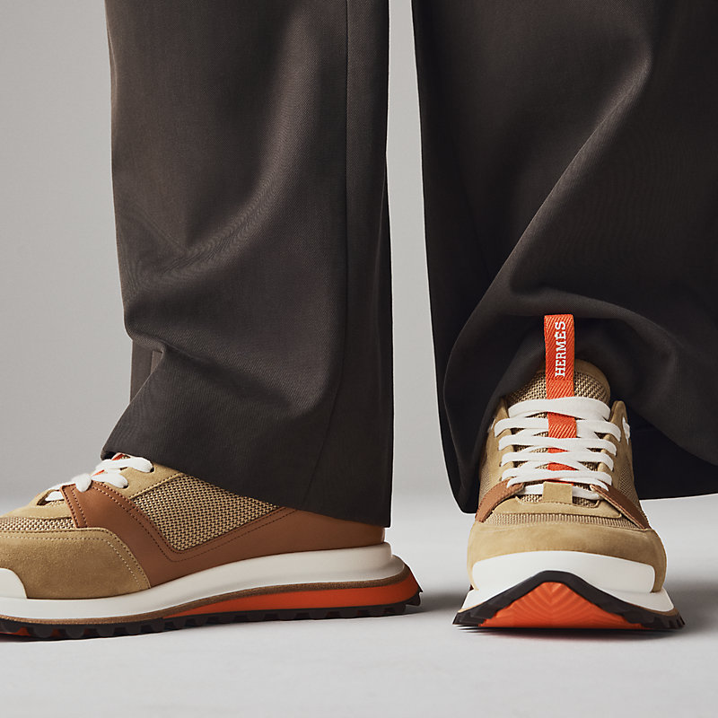 Leader sneaker