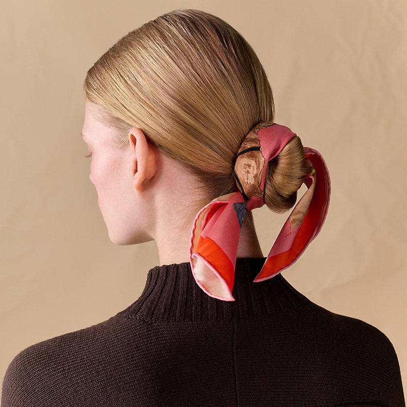 Les Bassets scarf 45