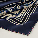 View: Detail, Les Roues de Phaeton Bandana shawl 140