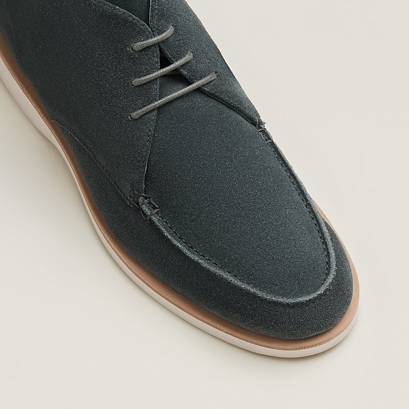 Line derby shoe