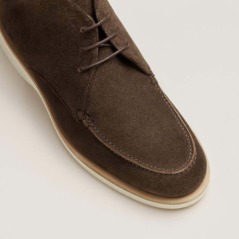 Line derby shoe