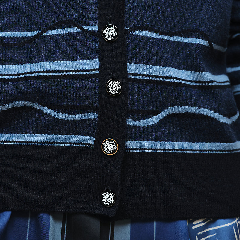 Long-sleeve cardigan