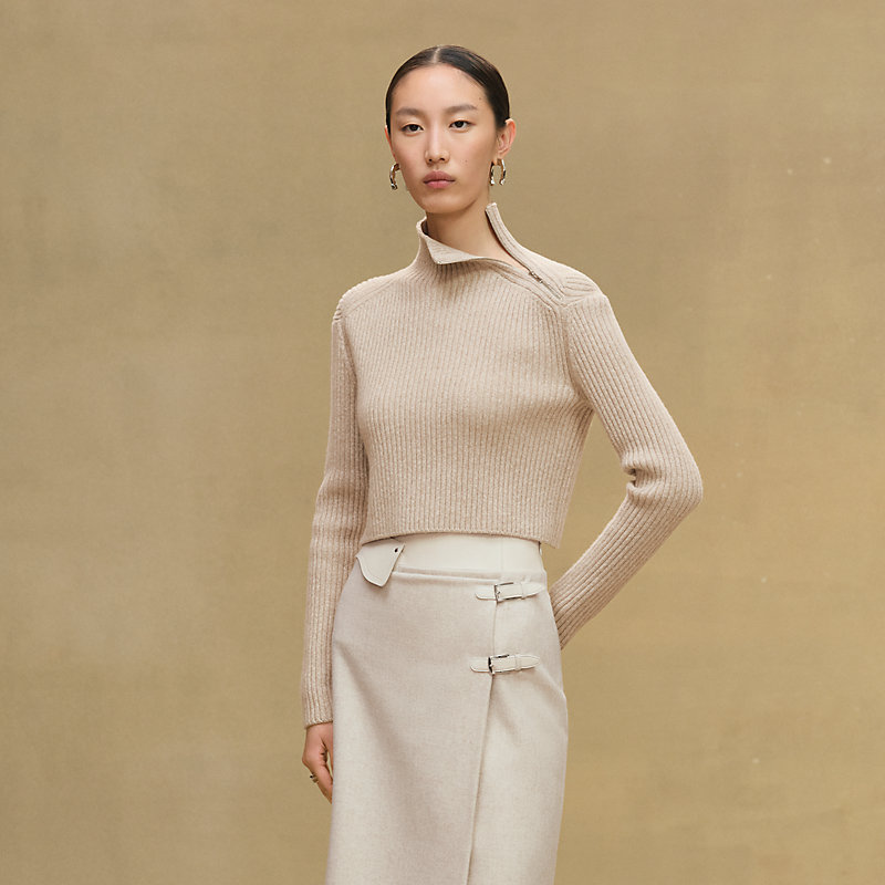 Long-sleeve cropped sweater