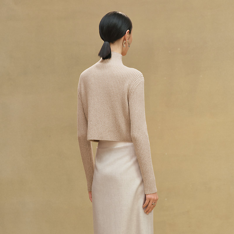 Long-sleeve cropped sweater