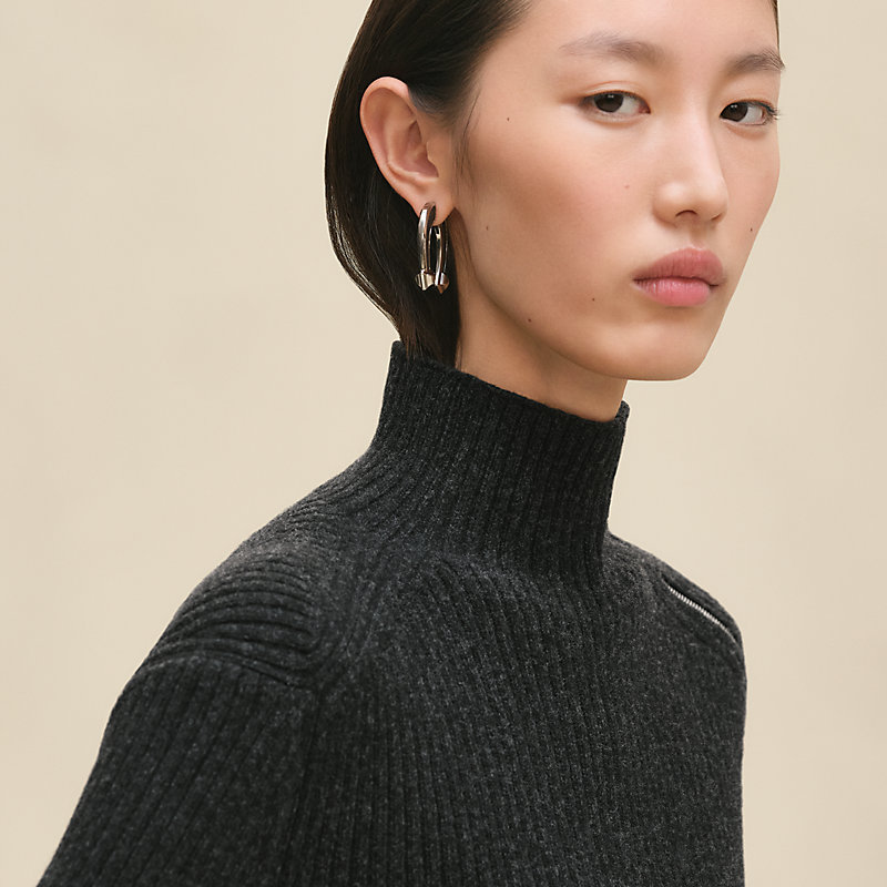 Long-sleeve cropped sweater