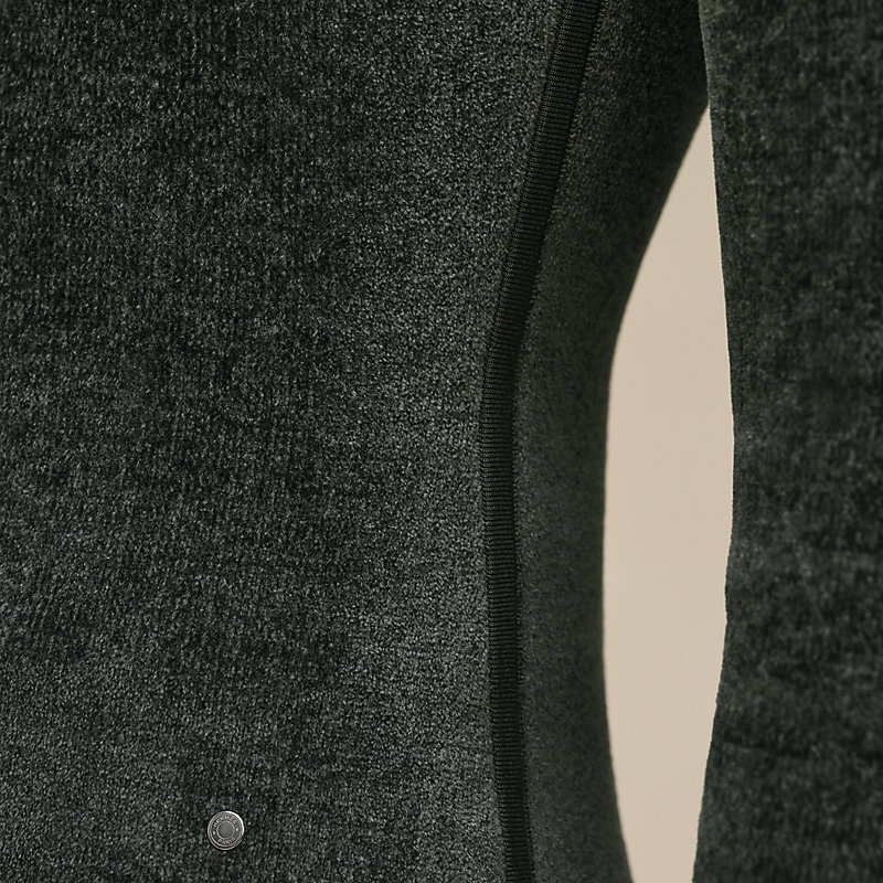 Long-sleeve sweater
