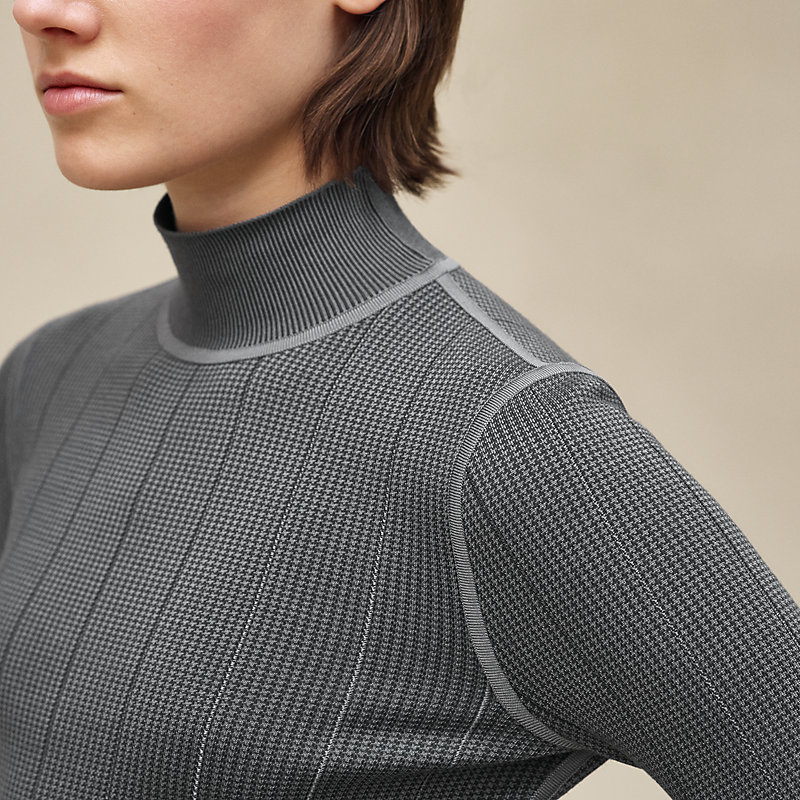 Long-sleeve sweater