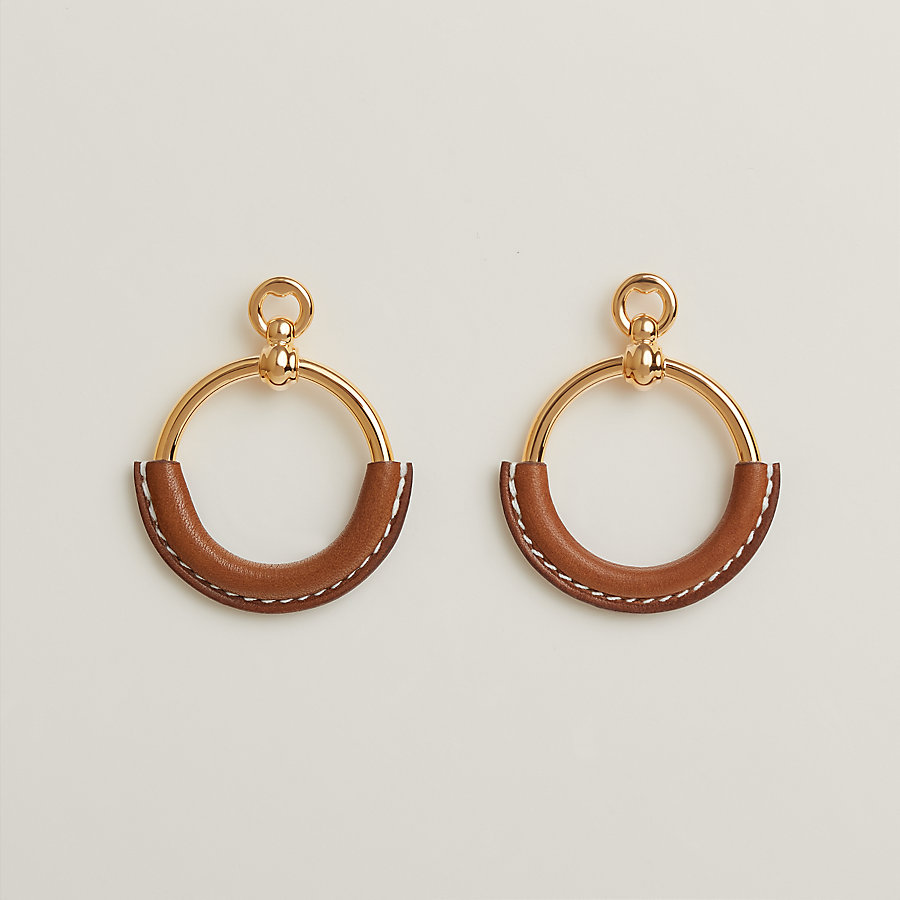 Loop earrings