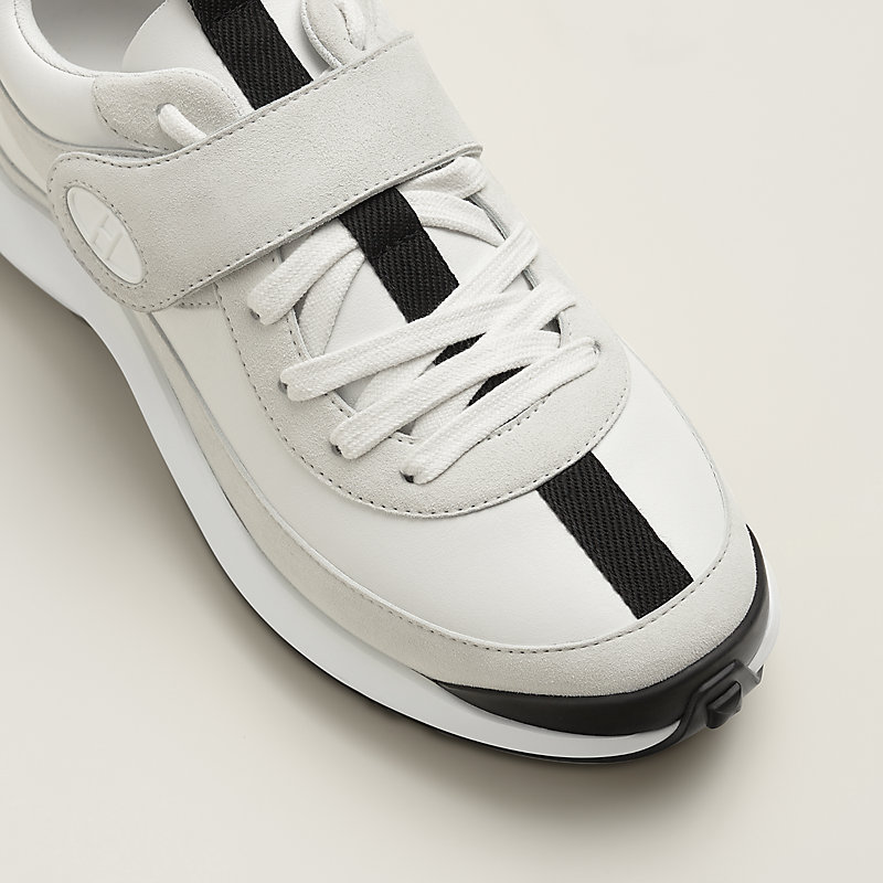 Loop sneaker