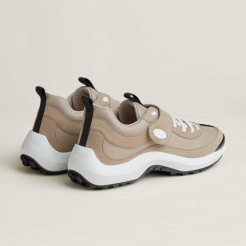 Loop sneaker