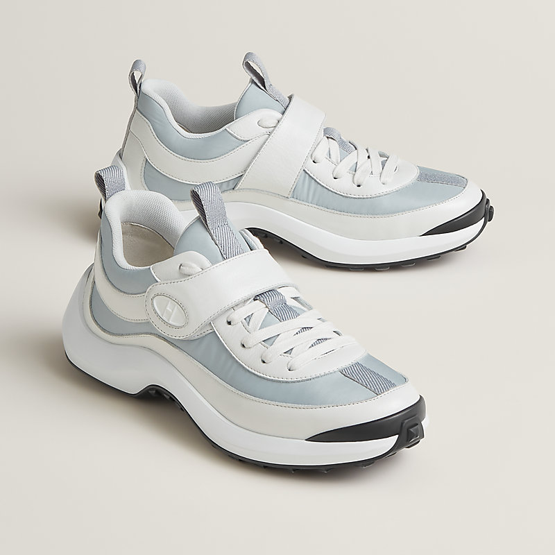 Loop sneaker