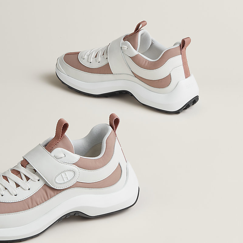 Loop sneaker