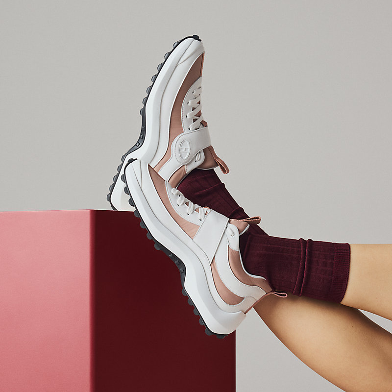 Loop sneaker