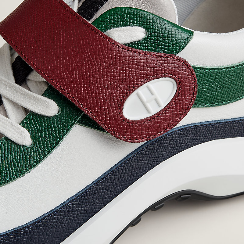 Loop sneaker