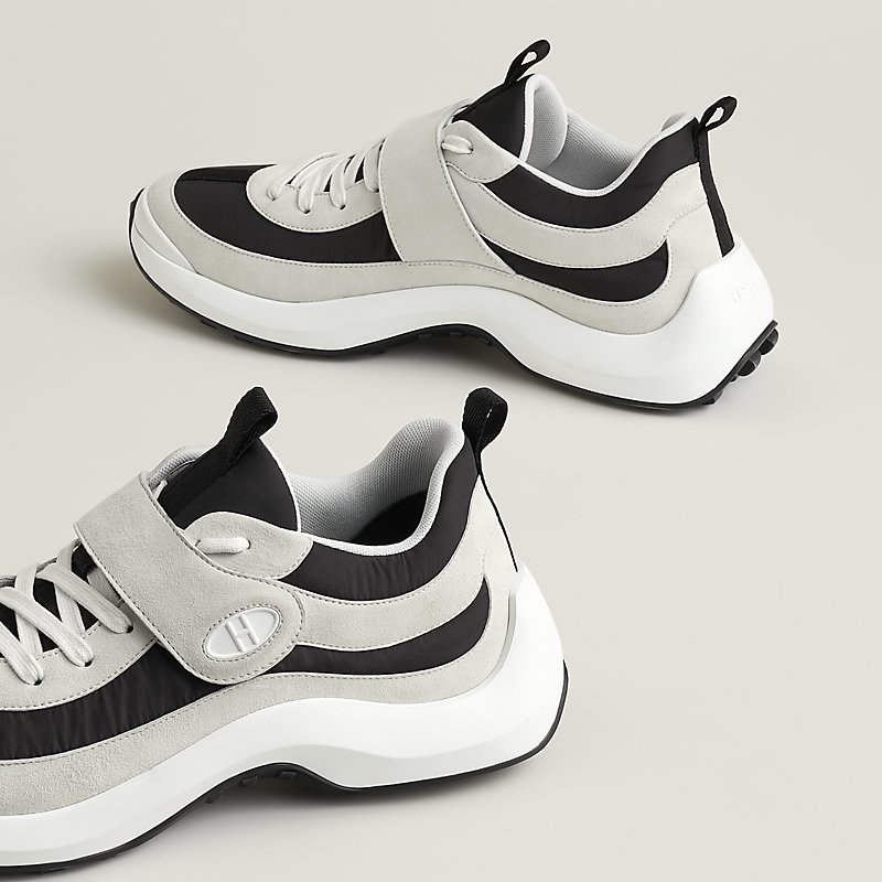 Loop sneaker