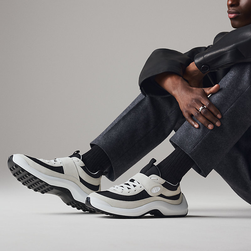 Loop sneaker
