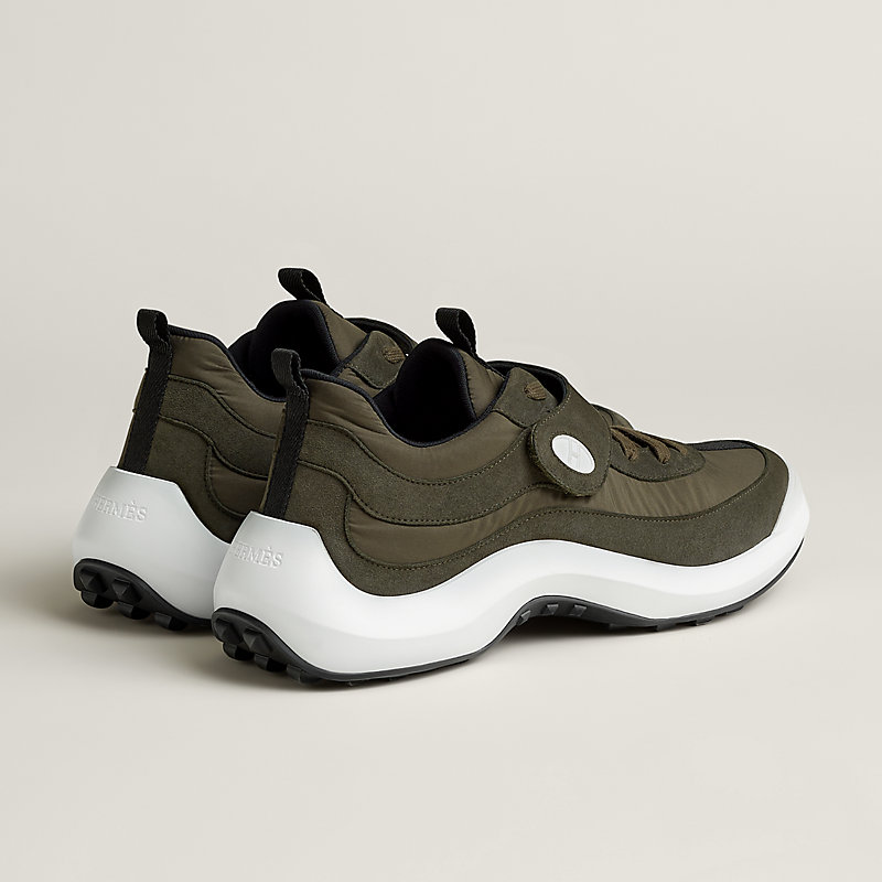 Loop sneaker