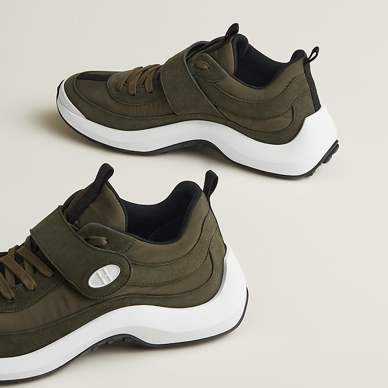 Loop sneaker