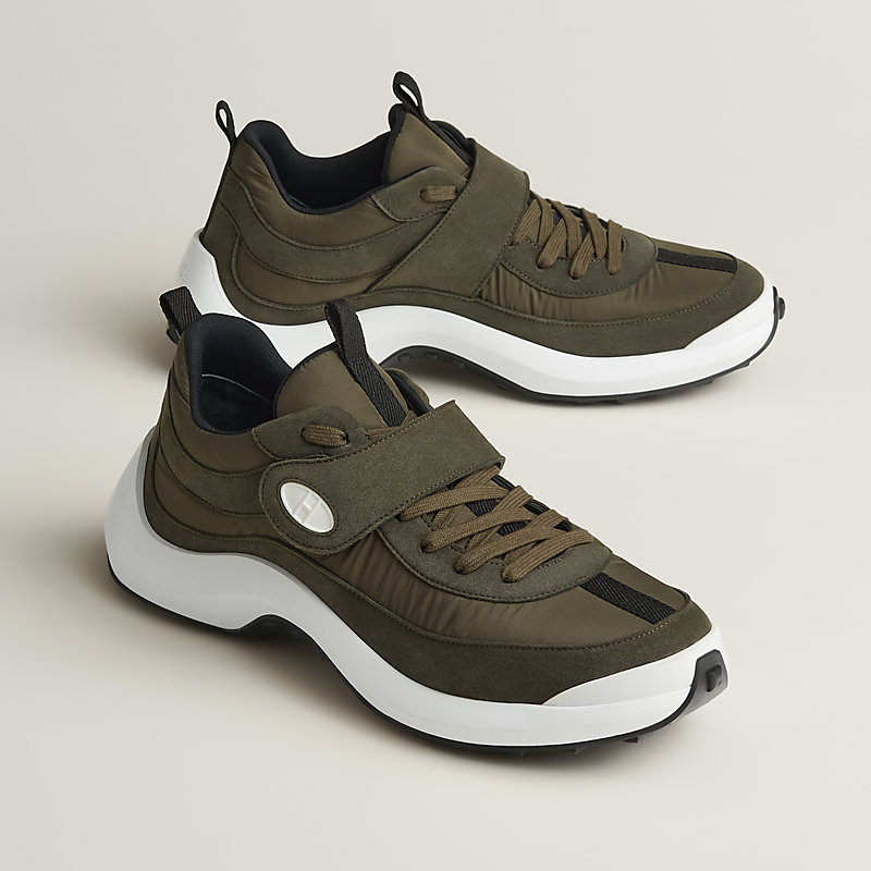 Loop sneaker