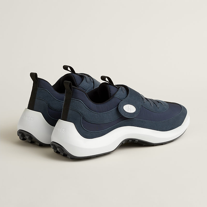 Loop sneaker