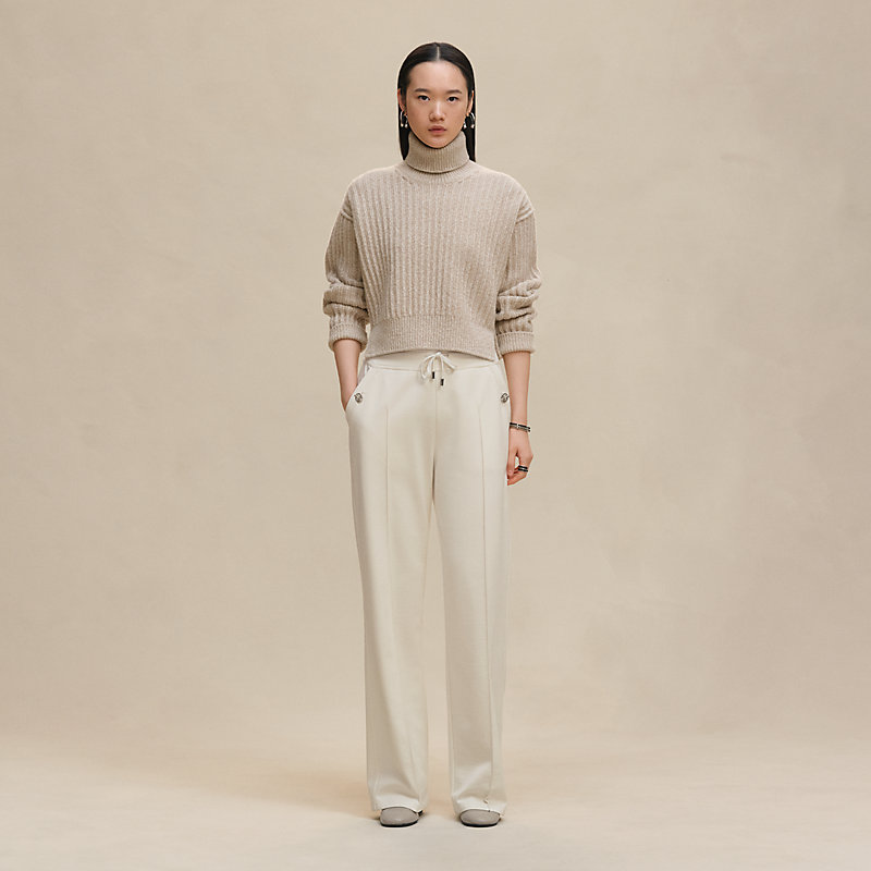 Loose fit pants
