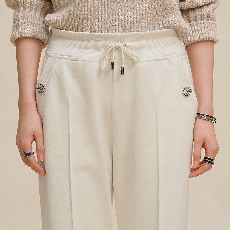 Loose fit pants