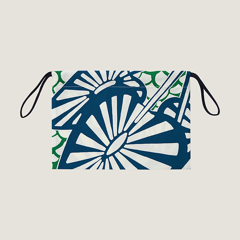 Loose items pouch