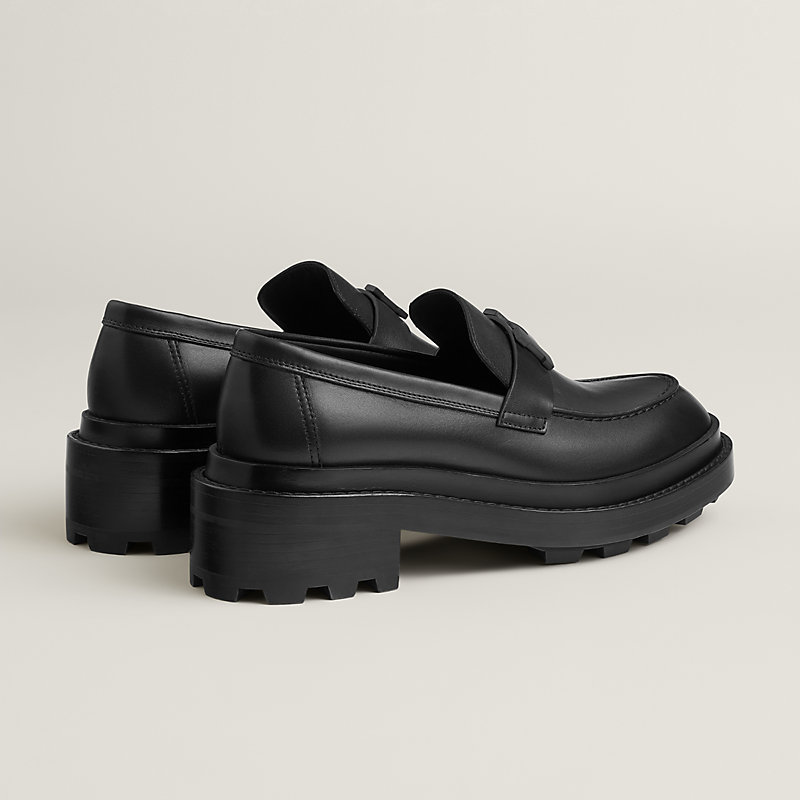 Louvre loafer