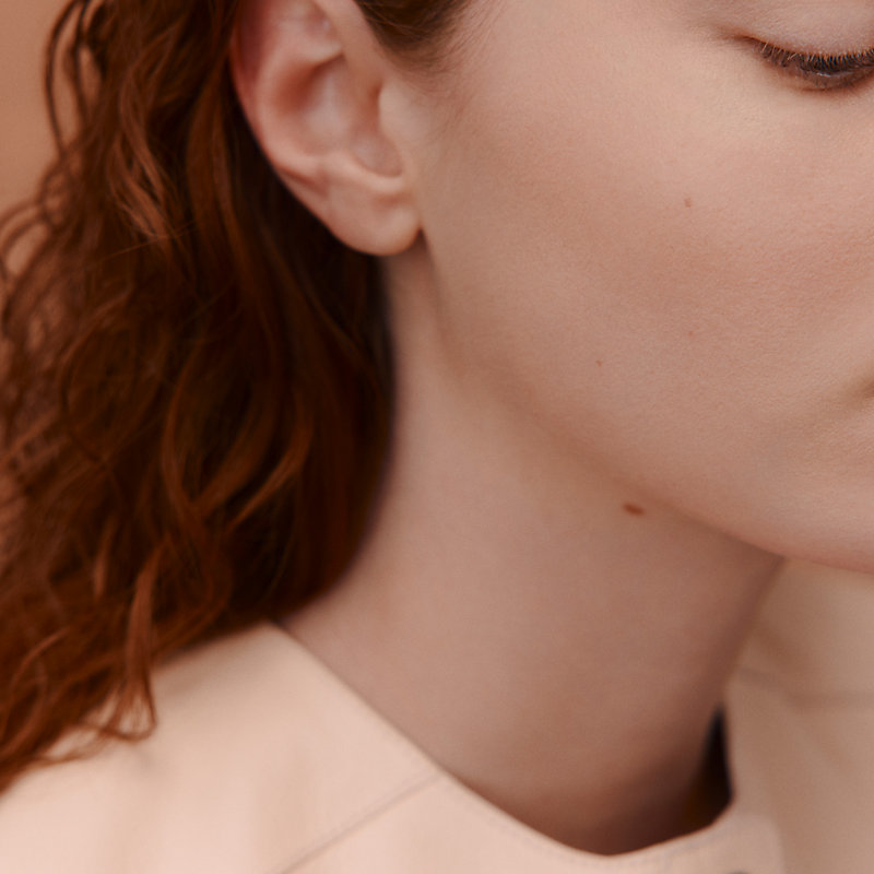 Luminous matte skincare foundation, 05C Nata