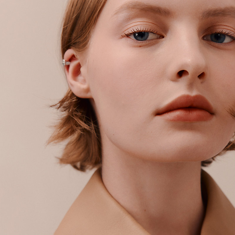 Luminous matte skincare foundation, 11W Balzane