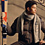 View: Worn, Maillon Shadow scarf