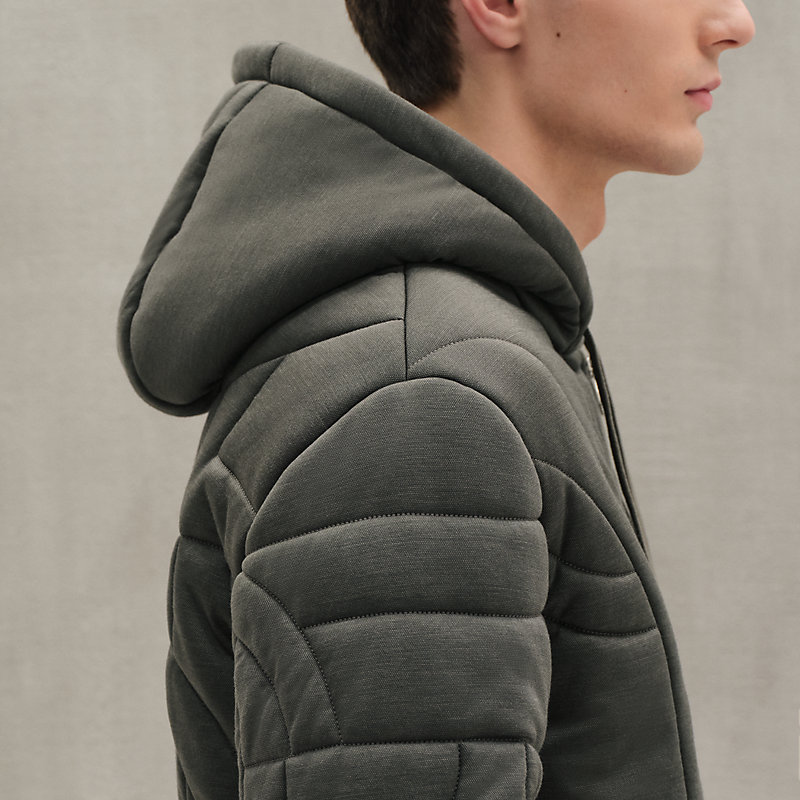 "Maillons 3D" quilted sweater