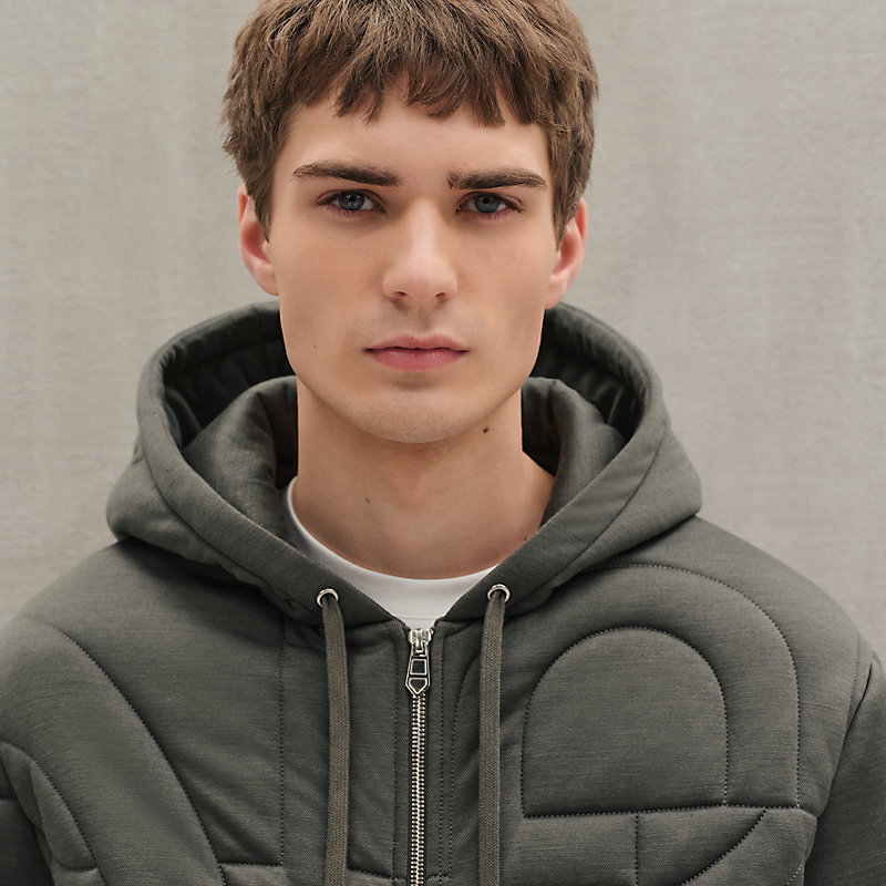 "Maillons 3D" quilted sweater