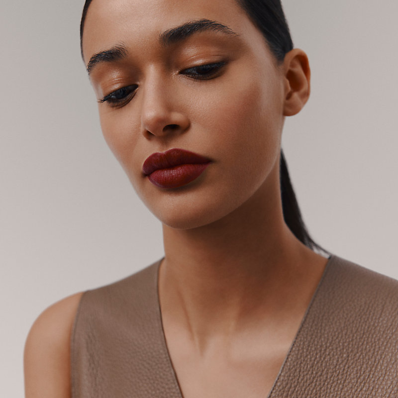 Matte lipstick, Rouge H